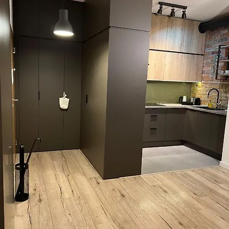 Kolejowa Hub Expo Апартаменты Варшава