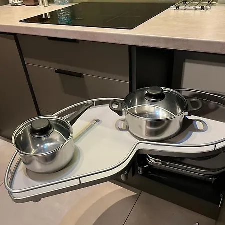 Kolejowa Hub Expo Апартаменты *