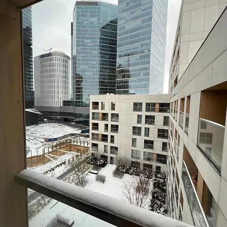 Kolejowa Hub Expo Apartment